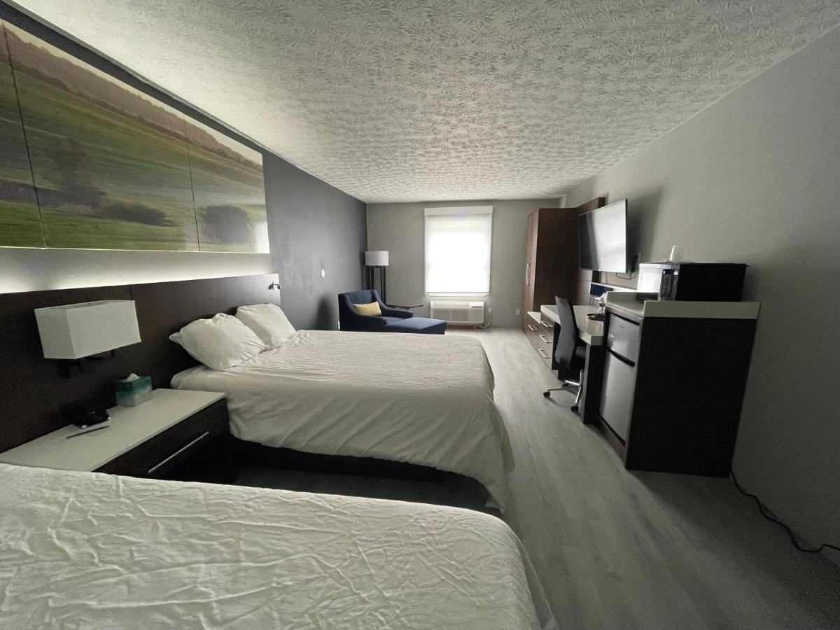 Luxor Inn & Suites, A Travelodge By Wyndham إلكينز المظهر الخارجي الصورة