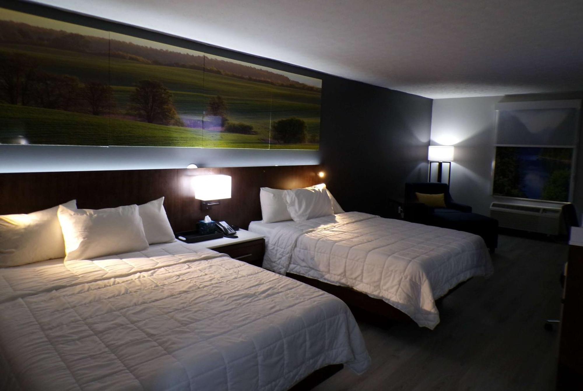 Luxor Inn & Suites, A Travelodge By Wyndham إلكينز المظهر الخارجي الصورة