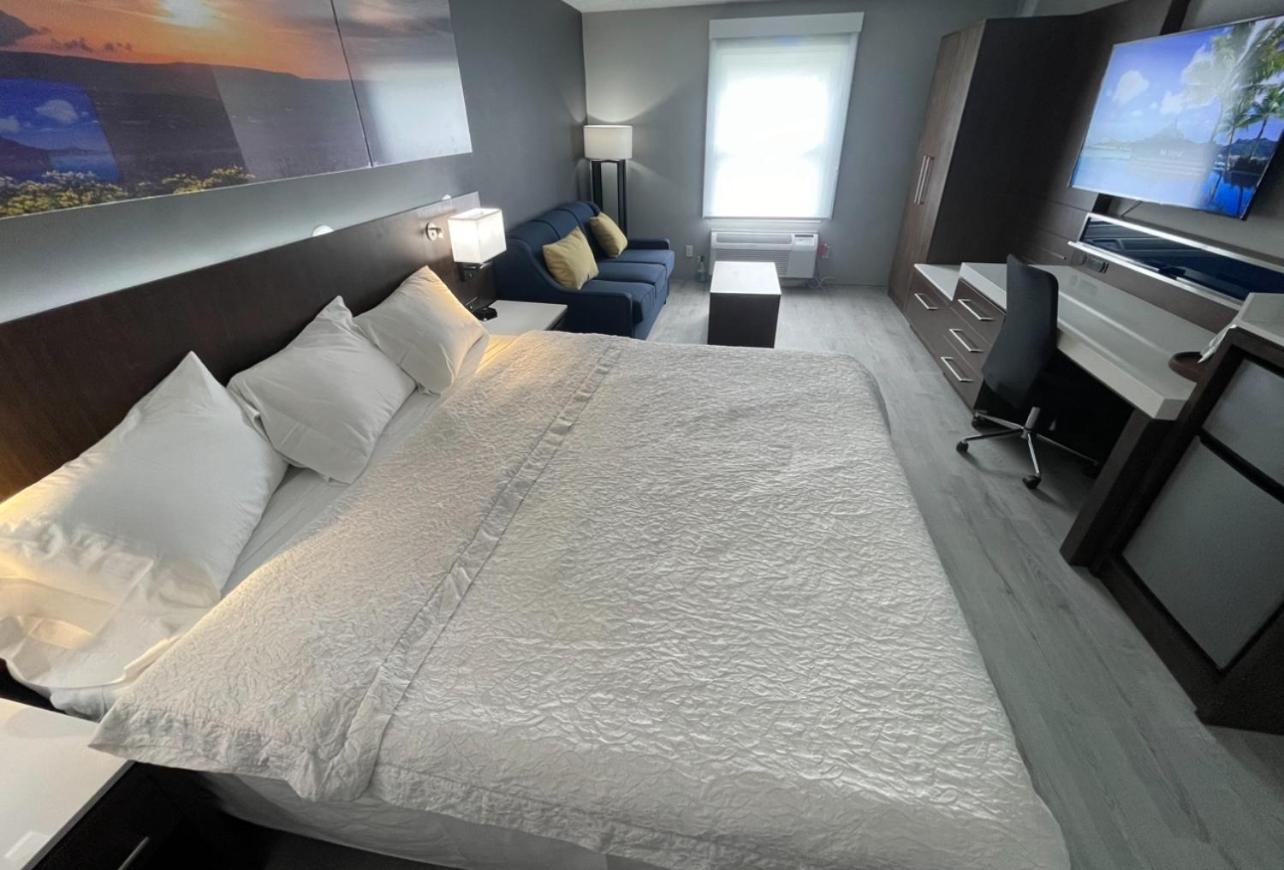 Luxor Inn & Suites, A Travelodge By Wyndham إلكينز المظهر الخارجي الصورة